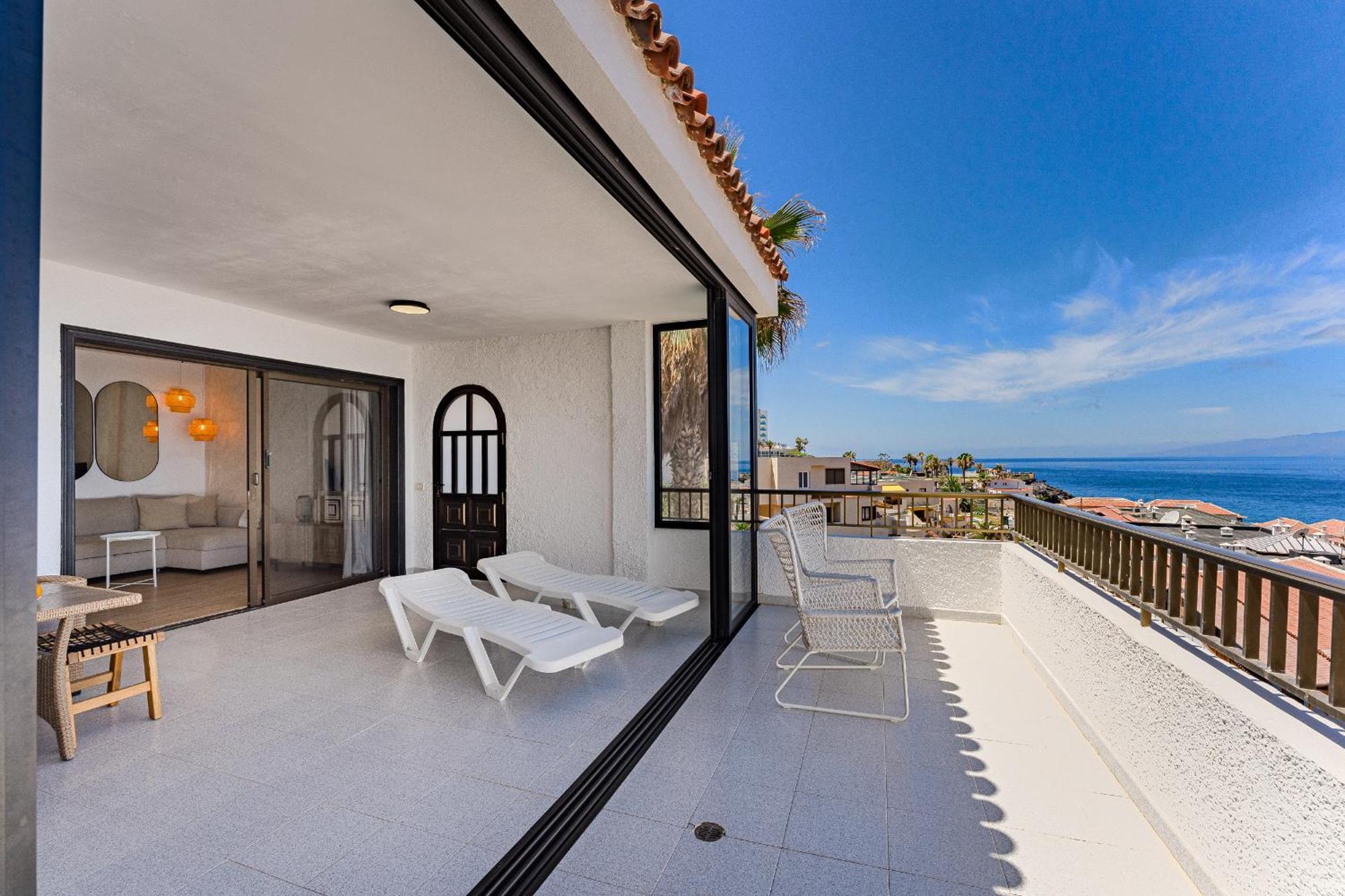Panoramic View Apartment In Los Gigantes アカンティラド・デ・ロス・ヒガンテス エクステリア 写真